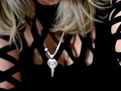 Sitominen alistaminen sadomasokismi masokismi, Blondi, Nainen pukeissa mies alasti, Nais alistaja, Vanhempi, Portugalilainen, Orja