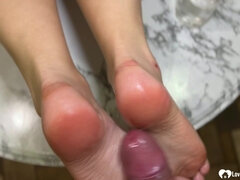 Ερασιτέχνης, Πρωκτικό, Πίπα, Μελαχροινή, Ποδολαγνεία, Φιλί, Πρώτου προσώπου, Υγρό