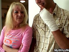 Stor kukk, Kukk suging, Bestemor, Sexy undertøy, Mamma, Realitet, Strømper, Tenåring