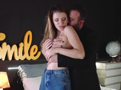 오랄섹스, 흑갈색 머리, 사정 샷, 핑거링, Hd, 자연의 가슴, 러시아인, 쓰리섬