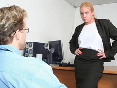 큰 엉덩이, 큰 음경, 큰 가슴, 금발의, 오랄섹스, 도기스타일, 밀프, 사무실