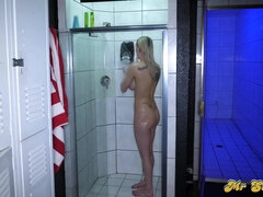 Grosse bite, Blonde, Sucer une bite, Gorge profonde, Faciale, Hd, Interracial, Mère que j'aimerais baiser