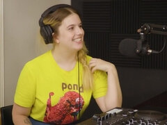 Amatoriale, Tette grandi, Bionda, Cicciona, Lesbica, Leccata, Mamma che vorrei scoparmi, Leccare il buco del culo