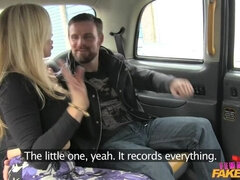 Αυτοκίνητο, Χύσιμο, Στο πρόσωπο, Μαλακία, Εκτός, Μουνί, Χτύπημα, Υγρό