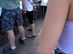 Velika rit, Fafanje, Zunanji izliv, Dekle drka tiča