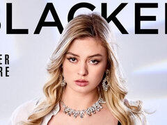 18 jaar, Grote kont, Grote lul, Grote mammen, Hondjeshouding, Interraciaal, Mager, Tiener