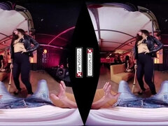 Μεγάλα βυζιά, Πίπα, Κλαμπ, Ηδ, Λατίνα, Πρώτου προσώπου, Πραγματικότητα, Γδύσιμο