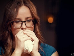 Stora tuttar, Brunett, Knubbig, Lesbisk, Slick, Fitta, Rakad, Strippning