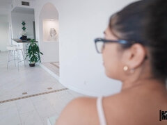 Suihinotto, Takaapäin, Käsihoito, Latinankieli, Selkäsauna, Pillu