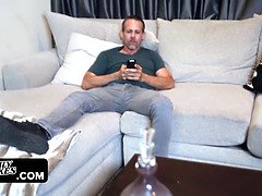 Szőke, Ondó fröcskölés, Apu, Mélytorok, Kézimunka, Nyalás, Nuni, Visítozás