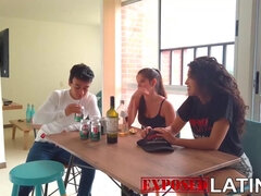 Cul, Gros cul, Gros seins, Plantureuse, Mignonne, Lesbienne, Mexicainne, Plan cul à trois