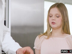 Coco Lovelock hot teen porn video