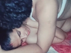 18 ans, Amateur, Couple, Papa, Fait maison, Indienne, Adolescente, Nénés