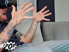 Tattooed stud Chris Damned switches from his sex toy to his roommate Theo Bradys tight ass - TWINKPOP