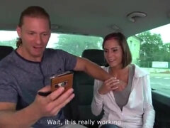 18 let, Amatéři, Velký zadek, Kuřba, Brunetka, Přírodní prsa, Teenka, Kozičky