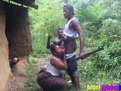 Χύσιμο, Χύσιμο, Σε στάση σκύλου στα τέσσερα, Ομάδα, Σκληρό, Φυσικά βυζιά, Τατουάζ, Τρίο