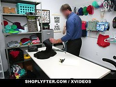 Gevangen, Sperma shot, Hd, Politie, Kut duiken, Schreeuwen, Tiener