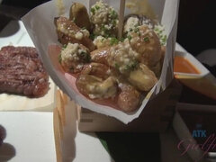 화장실, 피어싱, 셀카, 보지, 면도된, 짧은 머리, 문신, 젖가슴