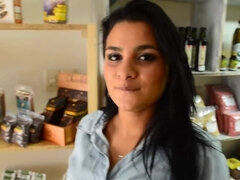 Popó, Cumizás, Óvszer, Szájba élvezés, Ondó fröcskölés, Kövér, Latin lány, Tini