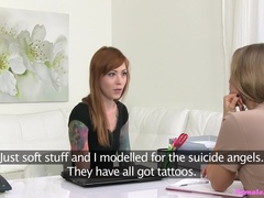 Amatorka, Lizanie dupy, Dildo, Płeć żeńska, Lesbijka, Lizanie, Biuro, Cipka