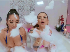 아기, 큰 가슴, 딜도, 레즈비언, 자연의 가슴, 젖꼭지, 보지, 젖은