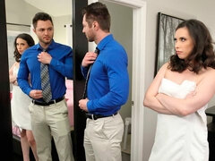 Store pupper, Kukk suging, Brunette, Bakfra, Raseblandet, Milf, Naturlige bryster, Barbert