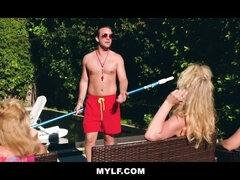 Stor kukk, Blond, Cougar, Pikk, Kvinner mann, Husfrue, Naturlige bryster, Trekant