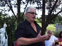 Amatør, Anal, Brunette, Fransk, Moden, Milf, Utendørs, Offentlig