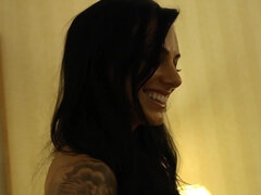 Большие сиськи, Минет, Брюнетки, Подружка, Секс без цензуры, Хд, Милф, Тату