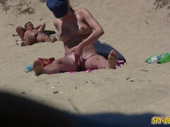 Любители, Хд, Милф, Нудисты, Киски, Шпионские видео, Молоденькие, Сиськи