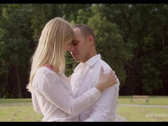 아마추어, 항문, 엉덩이, 아기, 금발의, 야외의, 공개적인, 젖가슴