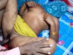 Indian Villager gets hardcore with tight pussied desi wife in saree - Hindi movie