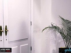 Жопа, Большие сиськи, Сидя на лице, Волосатые, Хд, Лесбиянка, Лизание, Киски