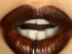 아메리카인, 크고 아름다운 여자, 큰 가슴, 금발의, 가슴이 큰, 입에 사정, 사정 샷, 도기스타일