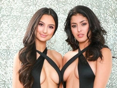 Zadok, Lízanie análu, Veľké kozy, Brunetka, Lesbické, Pička, Stripping, Teenka