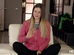 Cul à la bouche, Gros seins, Noire, Doigter, Béant, Hard, Piscine, Fessée