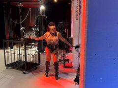 Bdsm, Danish, Ponižanje, Lateks, Milf, Ljubica, Sužnja, Tetovaže