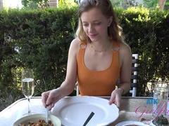 Amateur, Faciale, Branlette thaïlandaise, Petite amie, Petite femme, Chatte, Rasée, Nénés