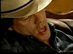 Vlasatej, Hardcore, Dospelé