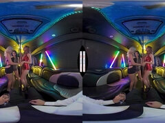 Μεγάλος κώλος, Μεγάλος πούτσος, Μεγάλα βυζιά, Ξανθιά, Πίπα, Βυζαρού, Κουαρτέτο, Βυζιά