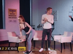 Popó, Hatalmas hátsó, Hd, Természetes, Vöröshajú, Durva, Fiú, Játékszerek