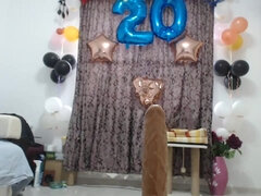 Grosse titten, Vollbusig, Dildo, Massage, Masturbation, Jungendliche (18+), Titten, Spielzeuge