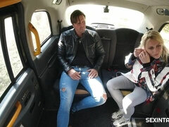 Stor stjärt, Stor kuk, Stora tuttar, Blondin, Bil, Milf, Pengar, Utomhus