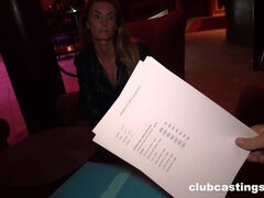 В клубе, Глубокая глотка, Хд, Зрелые, Тощие, Чулки, Стриптиз, Тугие