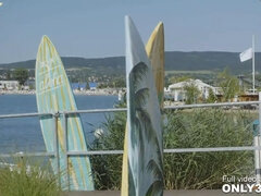 Bionda, Schizzo di sborra, Toccando, Leccata, Tette naturali, All'aperto, Figa, Rumena