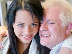 Ασιάτης, Πίπα, Σε στάση σκύλου στα τέσσερα, Μαλακία, Φυσικά βυζιά, Απογύμνωση, Έφηβος, Βυζιά