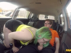 Kuřba, Auto, Macaté, Milf žcbp, Venku, Párty