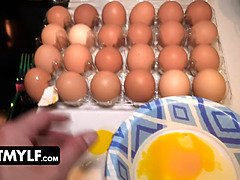 フェラチオ, エロ熟女, イく瞬間, オナニー, ハメ撮り, 叫ぶ, 義母, タトゥー