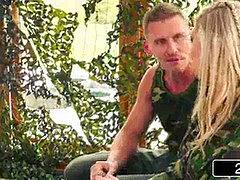 フェラチオ, 茶髪の, 女 人男 人, 三人, ユニフォーム