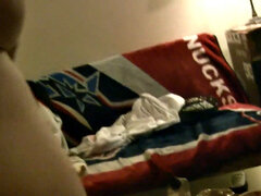 18 éves, Amatőr, Kutya póz, Farmernadrág, Nyalás, Maszti, Begyek, Wc